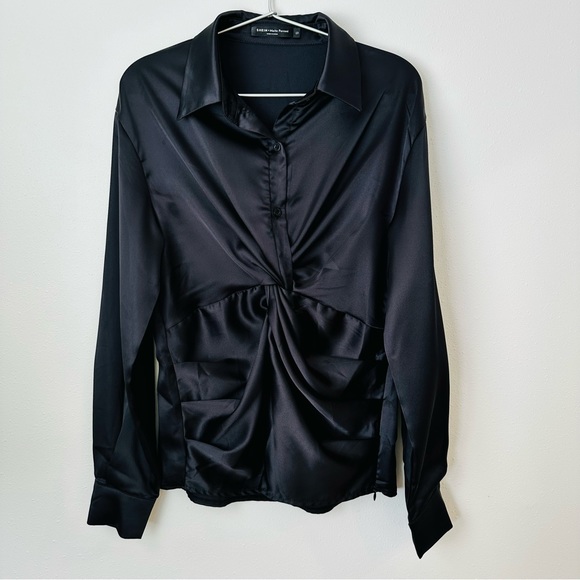 Shein Maite Perroni black satin solid front twist long sleeve blouse shirt - Picture 9 of 12